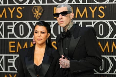 kourtney kardashian sunglasses|kourtney kardashian and travis barker divorce.